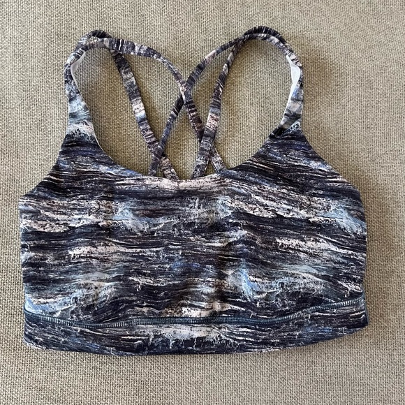 Lululemon 🍋 Energy Bra Size 8 - Picture 3 of 8